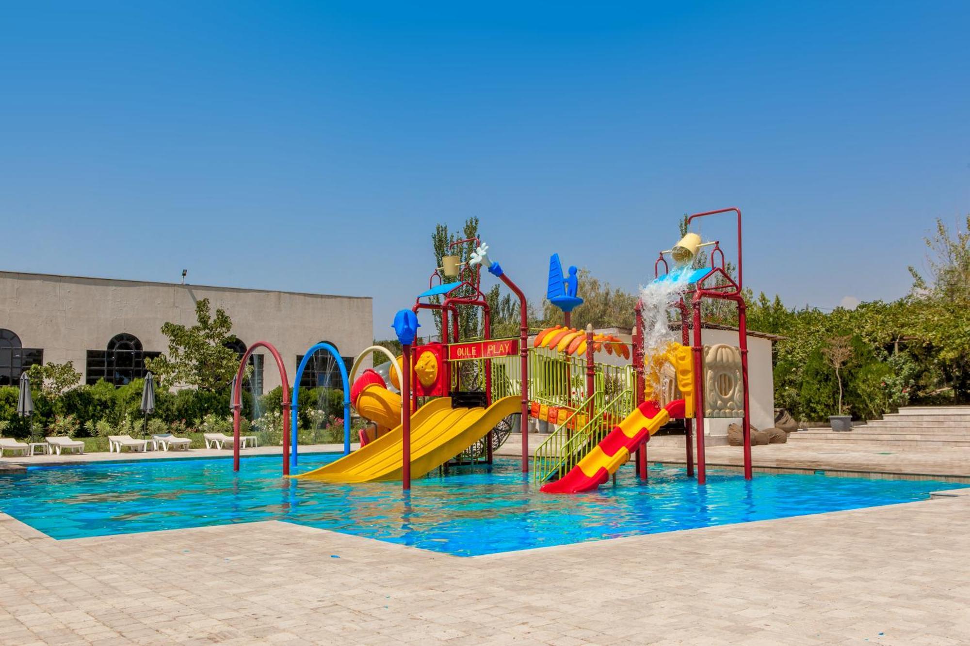Отель курортный кросс 4*